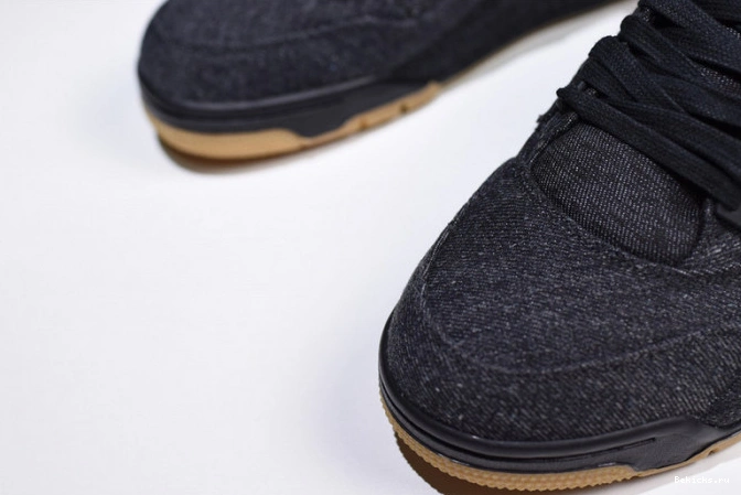 Reps BK levi''s air ao2571-001 x ''black'' jordan 4 1206